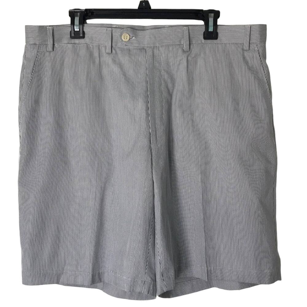 Blue/White Seersucker Look Flat Front Shorts, Sz 38 - Brand Unknown